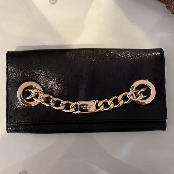 NWT Michael Kors Clutch Bag - Picture 1 of 9